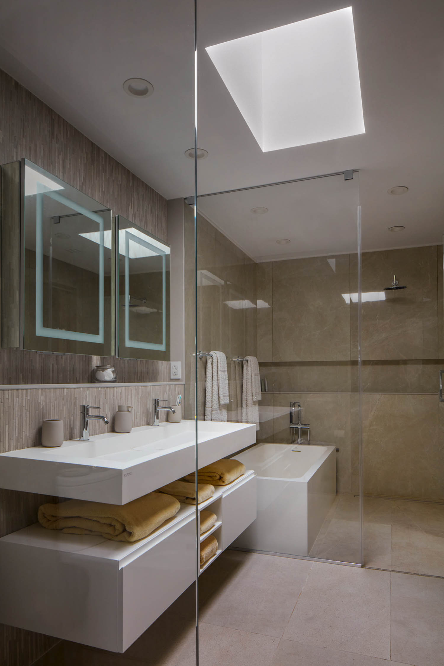 bathroom with white sinks